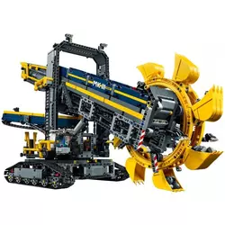 LEGO® Technic Bager na kolesih (42055)