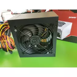 GMB-650 ** napajanje 650W 12cm ventilator, 20+4pin, 4pin, 3xSATA, 1xIDE 4-pin 6-pin sa kutijom(1557)