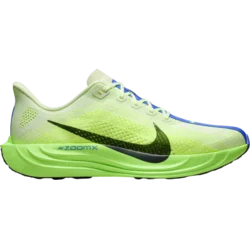 Nike Tekaški copati Pegasus Plus
