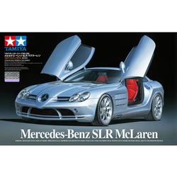 1:24 Mercedes-Benz SLR McLaren Street