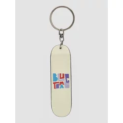 Blue Tomato Skate Keychain Bež script