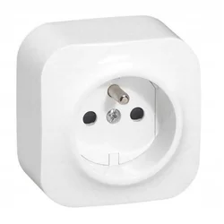 LEGRAND Forix 2P+Z nadometna vtičnica IP20 782417