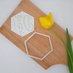 KREATIVNI SLATKIŠI Modla za kolače i ukrase Rekla je Da, Heksagon modla, 8 cm, Bela