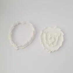 KREATIVNI SLATKIŠI Modla za kolače i ukrase Lav, 8 cm, Bela