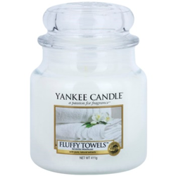 Yankee Candle Fluffy Towels Mirisna svijeća 411 g Classic srednja