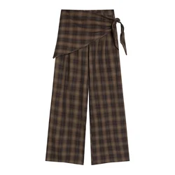 Bershka Hlače rjava/temno rjava