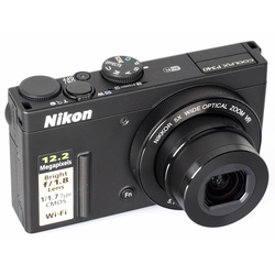 NIKON digitalni fotoaparat COOLPIX P340 CRNI