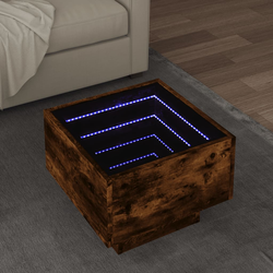 Bočni stolić LED boja hrasta 40 x 40 x 30 cm konstruirano drvo