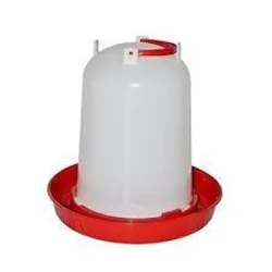 NAPAJALNIK PLASTIČEN 3L