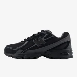 New Balance 740