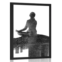 Plakat ženska med meditacijo v črnobeli varianti - 60x90 silver