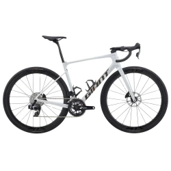 KOLO GIANT Defy Advanced Pro 1