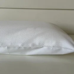 Jastučnica 40x60 cm, pamučni saten, bela sa sitnim rasterom – Clas E1