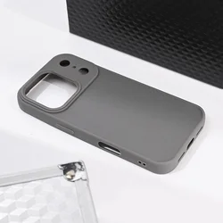 Maska za iPhone 17 Pro 6.3 Magsafe Kevlar, Siva