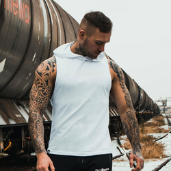 GymBeam Moška majica s kapuco Hoodie Tank Top Black