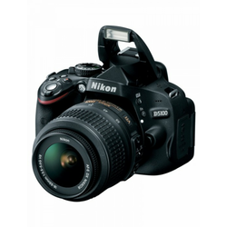 NIKON D-SLR fotoaparat D5100 + AF-S DX 18-55mm VR črn