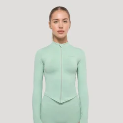 GymBeam Women‘s Luma Sports Top Pistachio