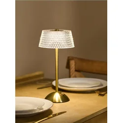 Sinsay - LED lampica na USB - zlatni