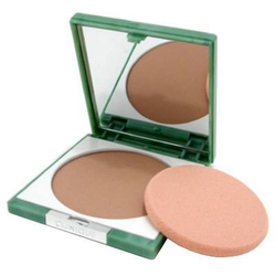 Clinique Superpowder kompaktni puder i make-up 2 u 1 nijansa 02 Matte Beige 10 g