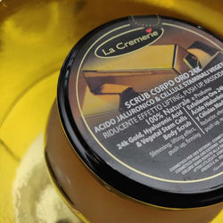 La Cremerie 24k Gold Hyalouronic Acid & Vegetal Stem Cells Piling za telo, 1 kg