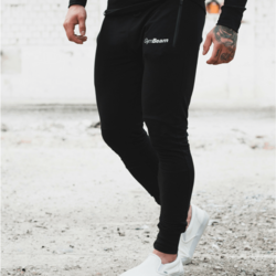 GymBeam Trenerka Urban Black