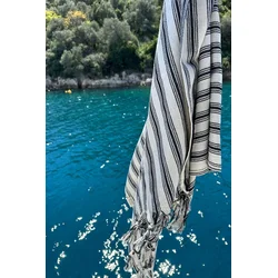 Lessentiel Maison Peškir za plažu, Crni