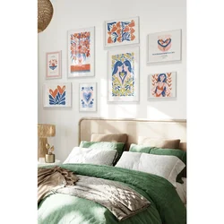 WallXpert set od 8 manjih uramljenih slika Çgs-034, narandžasto-plavi folk motivi – srca, cvetovi i ženski portreti, beli ram