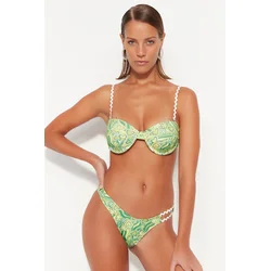 Trendyol Floral Patterned Bikini Bottoms with Regular Legs
