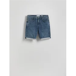 Reserved - Plisirani šorts slim fit