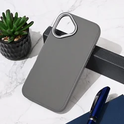 Maska za telefon Urban Case za iPhone 16 6.1, Siva
