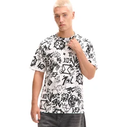 Cropp - Majica s printom preko cele površine Arcane - white