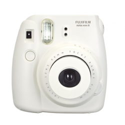 FUJIFILM analogni fotoaparat INSTAX MINI 8 bijeli