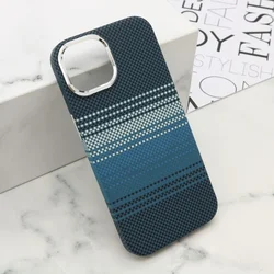Futrola urbanmesh magsafe za iphone 15 (6.1) dz04 ( F120907 )