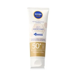 Nivea UV Face Specialist Dark Spot Control zaščita pred soncem za obraz za vse tipe kože 40 ml za ženske