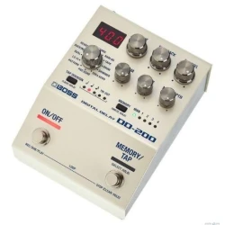 BOSS EFEKT DD-200 DIGITAL DELAY
