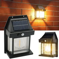 Solarna lampa fenjer za dvorište