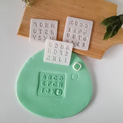 KREATIVNI SLATKIŠI Set modli za dekoraciju kolača Abeceda, Reljefna, 1 cm, Bela