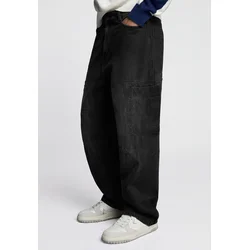 Bershka Kargo kavbojke črn denim