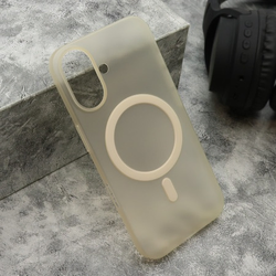 Futrola cloud magsafe za iphone 16 (6.1) zlatna ( F120158 )