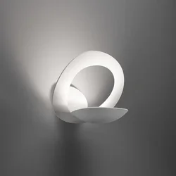PIRCE ZIDNA SVJETILJKA ARTEMIDE