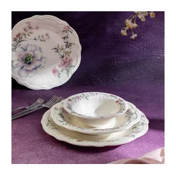 24-delni jedilni servis, večbarven, iz porcelana