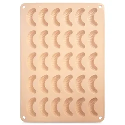 Northix Silikonski model za piškote v obliki polmeseca, bež, 34,5 x 24,5 cm