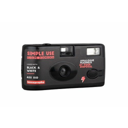 Lomography fotoaparat za enkratno uporabo Simple Use, črno-bel film
