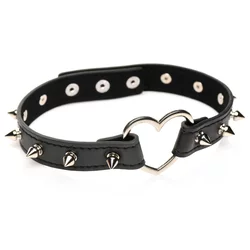 Master Series Spiked Heart Choker Black