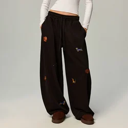 Široke sportske pantalone