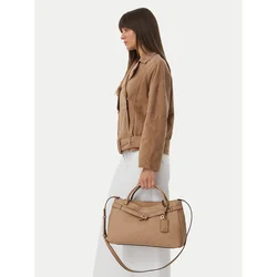 Guess  Hwpd97 46060 Ella Logo Lrg Gfriend  Rumena