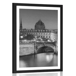Plakat s paspartujem osupljiva panorama Pariza v črnobeli varianti - 20x30 black