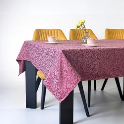 Stolnjak  Damast  - 150x220cm dezen E13