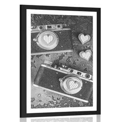 Plakat s paspartujem dva retro fotoaparata v črnobeli varianti - 30x45 no frame