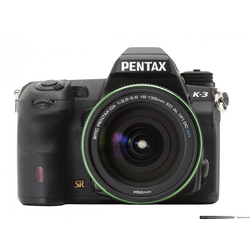 PENTAX digitalni fotoaparat K-3 + 18-135 WR